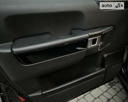 Черный Ленд Ровер Рендж Ровер, объемом двигателя 4.2 л и пробегом 190 тыс. км за 12000 $, фото 25 на Automoto.ua