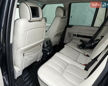 Чорний Ленд Ровер Рендж Ровер, об'ємом двигуна 4.2 л та пробігом 266 тис. км за 8350 $, фото 52 на Automoto.ua