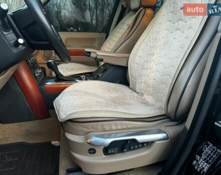 Чорний Ленд Ровер Рендж Ровер, об'ємом двигуна 4.39 л та пробігом 220 тис. км за 12300 $, фото 12 на Automoto.ua