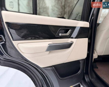 Чорний Ленд Ровер Рендж Ровер, об'ємом двигуна 4.2 л та пробігом 249 тис. км за 9400 $, фото 19 на Automoto.ua