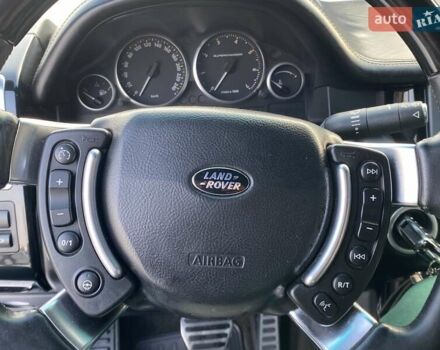 Чорний Ленд Ровер Рендж Ровер, об'ємом двигуна 4.2 л та пробігом 238 тис. км за 11000 $, фото 21 на Automoto.ua