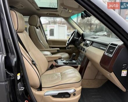 Черный Ленд Ровер Рендж Ровер, объемом двигателя 3.6 л и пробегом 319 тыс. км за 8500 $, фото 13 на Automoto.ua