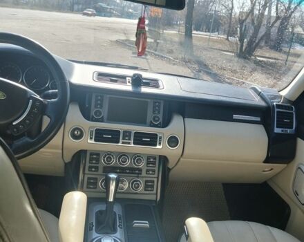 Черный Ленд Ровер Рендж Ровер, объемом двигателя 4.4 л и пробегом 265 тыс. км за 7200 $, фото 10 на Automoto.ua