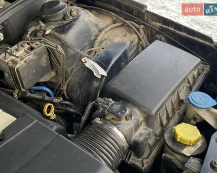 Чорний Ленд Ровер Рендж Ровер, об'ємом двигуна 4.2 л та пробігом 238 тис. км за 11000 $, фото 48 на Automoto.ua