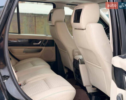 Чорний Ленд Ровер Рендж Ровер, об'ємом двигуна 4.2 л та пробігом 249 тис. км за 9400 $, фото 26 на Automoto.ua