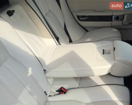 Чорний Ленд Ровер Рендж Ровер, об'ємом двигуна 4.2 л та пробігом 284 тис. км за 11900 $, фото 24 на Automoto.ua