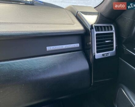 Чорний Ленд Ровер Рендж Ровер, об'ємом двигуна 4.2 л та пробігом 238 тис. км за 11000 $, фото 33 на Automoto.ua