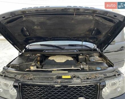 Чорний Ленд Ровер Рендж Ровер, об'ємом двигуна 4.2 л та пробігом 238 тис. км за 11000 $, фото 43 на Automoto.ua