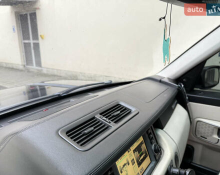 Чорний Ленд Ровер Рендж Ровер, об'ємом двигуна 4.2 л та пробігом 266 тис. км за 8350 $, фото 39 на Automoto.ua