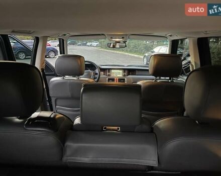 Черный Ленд Ровер Рендж Ровер, объемом двигателя 4.4 л и пробегом 495 тыс. км за 9990 $, фото 24 на Automoto.ua