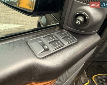 Чорний Ленд Ровер Рендж Ровер, об'ємом двигуна 4.2 л та пробігом 210 тис. км за 9900 $, фото 25 на Automoto.ua