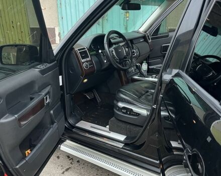 Черный Ленд Ровер Рендж Ровер, объемом двигателя 4.2 л и пробегом 235 тыс. км за 12000 $, фото 8 на Automoto.ua