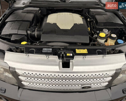 Чорний Ленд Ровер Рендж Ровер, об'ємом двигуна 4.2 л та пробігом 210 тис. км за 9900 $, фото 39 на Automoto.ua