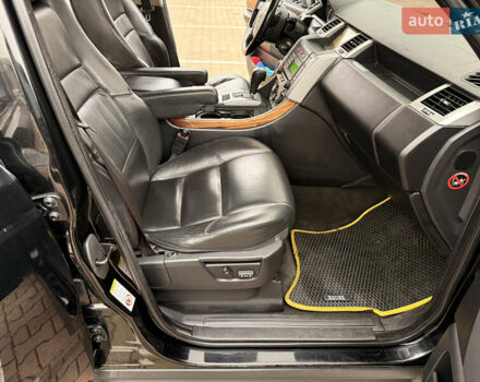 Чорний Ленд Ровер Рендж Ровер, об'ємом двигуна 4.2 л та пробігом 210 тис. км за 9900 $, фото 35 на Automoto.ua