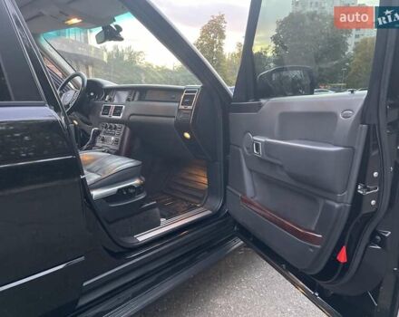 Черный Ленд Ровер Рендж Ровер, объемом двигателя 4.4 л и пробегом 495 тыс. км за 9990 $, фото 15 на Automoto.ua