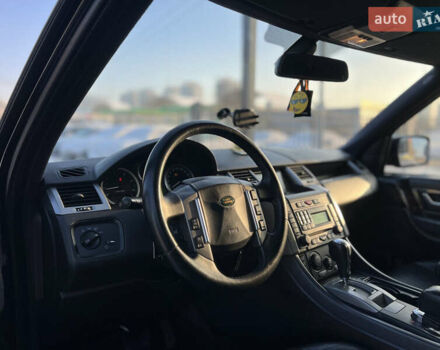 Чорний Ленд Ровер Рендж Ровер, об'ємом двигуна 3.6 л та пробігом 224 тис. км за 17999 $, фото 15 на Automoto.ua
