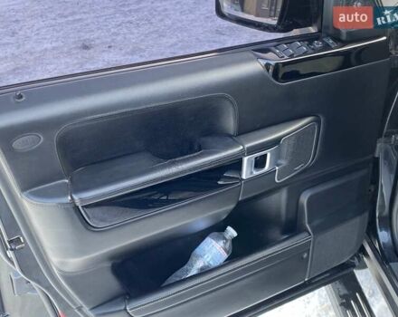 Чорний Ленд Ровер Рендж Ровер, об'ємом двигуна 4.2 л та пробігом 238 тис. км за 11000 $, фото 13 на Automoto.ua