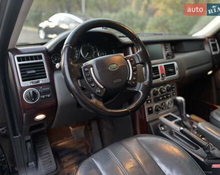 Черный Ленд Ровер Рендж Ровер, объемом двигателя 4.4 л и пробегом 495 тыс. км за 9990 $, фото 14 на Automoto.ua