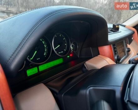 Чорний Ленд Ровер Рендж Ровер, об'ємом двигуна 4.39 л та пробігом 220 тис. км за 12300 $, фото 14 на Automoto.ua