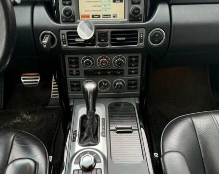 Черный Ленд Ровер Рендж Ровер, объемом двигателя 4.2 л и пробегом 223 тыс. км за 15999 $, фото 24 на Automoto.ua