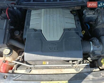 Черный Ленд Ровер Рендж Ровер, объемом двигателя 4.2 л и пробегом 328 тыс. км за 10999 $, фото 5 на Automoto.ua