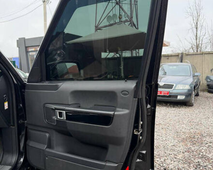 Чорний Ленд Ровер Рендж Ровер, об'ємом двигуна 4.2 л та пробігом 230 тис. км за 12200 $, фото 32 на Automoto.ua