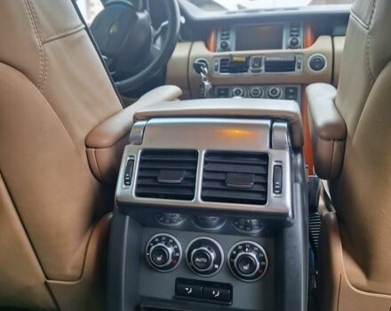 Черный Ленд Ровер Рендж Ровер, объемом двигателя 3.6 л и пробегом 475 тыс. км за 13000 $, фото 12 на Automoto.ua