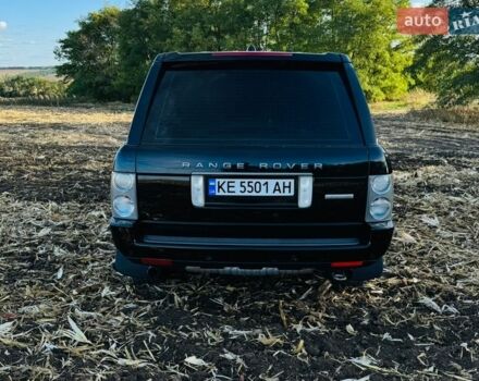 Черный Ленд Ровер Рендж Ровер, объемом двигателя 4.2 л и пробегом 243 тыс. км за 12000 $, фото 5 на Automoto.ua