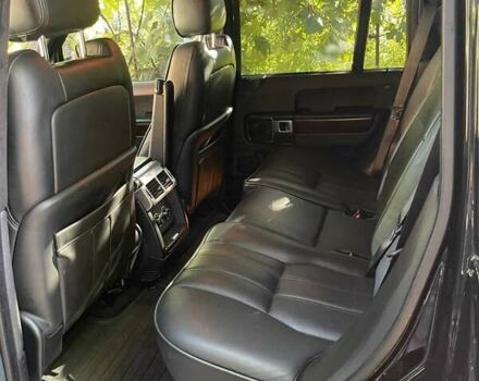Чорний Ленд Ровер Рендж Ровер, об'ємом двигуна 4.39 л та пробігом 210 тис. км за 11500 $, фото 21 на Automoto.ua