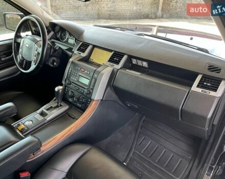 Черный Ленд Ровер Рендж Ровер, объемом двигателя 4.2 л и пробегом 145 тыс. км за 11999 $, фото 32 на Automoto.ua