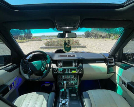 Черный Ленд Ровер Рендж Ровер, объемом двигателя 4.2 л и пробегом 253 тыс. км за 9999 $, фото 5 на Automoto.ua