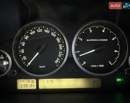 Чорний Ленд Ровер Рендж Ровер, об'ємом двигуна 4.2 л та пробігом 239 тис. км за 11900 $, фото 19 на Automoto.ua