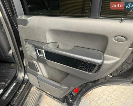 Черный Ленд Ровер Рендж Ровер, объемом двигателя 4.2 л и пробегом 230 тыс. км за 12000 $, фото 6 на Automoto.ua