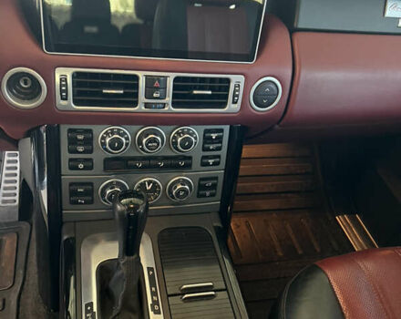 Чорний Ленд Ровер Рендж Ровер, об'ємом двигуна 4.2 л та пробігом 250 тис. км за 15000 $, фото 4 на Automoto.ua