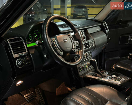 Черный Ленд Ровер Рендж Ровер, объемом двигателя 4.2 л и пробегом 245 тыс. км за 18500 $, фото 10 на Automoto.ua