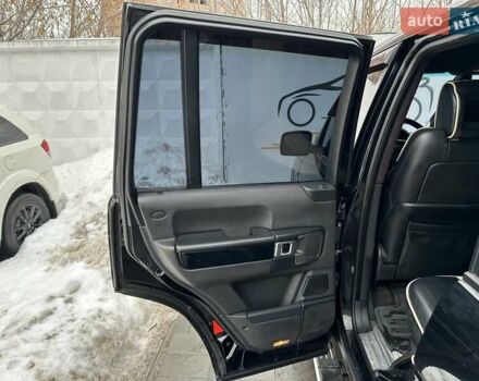 Чорний Ленд Ровер Рендж Ровер, об'ємом двигуна 4.2 л та пробігом 239 тис. км за 11900 $, фото 31 на Automoto.ua