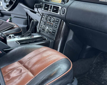 Черный Ленд Ровер Рендж Ровер, объемом двигателя 4.2 л и пробегом 284 тыс. км за 7399 $, фото 18 на Automoto.ua