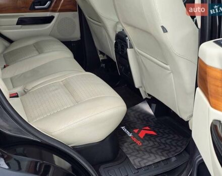 Черный Ленд Ровер Рендж Ровер, объемом двигателя 4.2 л и пробегом 240 тыс. км за 7999 $, фото 52 на Automoto.ua