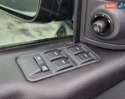 Черный Ленд Ровер Рендж Ровер, объемом двигателя 4.2 л и пробегом 145 тыс. км за 11999 $, фото 42 на Automoto.ua