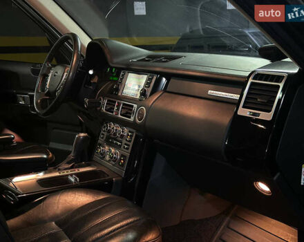 Чорний Ленд Ровер Рендж Ровер, об'ємом двигуна 4.2 л та пробігом 150 тис. км за 13700 $, фото 29 на Automoto.ua