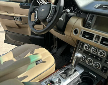 Черный Ленд Ровер Рендж Ровер, объемом двигателя 3.6 л и пробегом 294 тыс. км за 11000 $, фото 12 на Automoto.ua