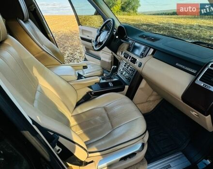 Черный Ленд Ровер Рендж Ровер, объемом двигателя 4.2 л и пробегом 243 тыс. км за 12000 $, фото 12 на Automoto.ua