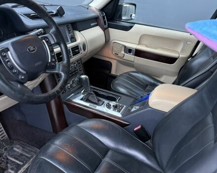 Чорний Ленд Ровер Рендж Ровер, об'ємом двигуна 4.2 л та пробігом 377 тис. км за 10500 $, фото 5 на Automoto.ua