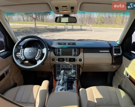 Чорний Ленд Ровер Рендж Ровер, об'ємом двигуна 3.63 л та пробігом 251 тис. км за 13500 $, фото 31 на Automoto.ua