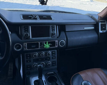 Черный Ленд Ровер Рендж Ровер, объемом двигателя 4.2 л и пробегом 285 тыс. км за 11777 $, фото 11 на Automoto.ua