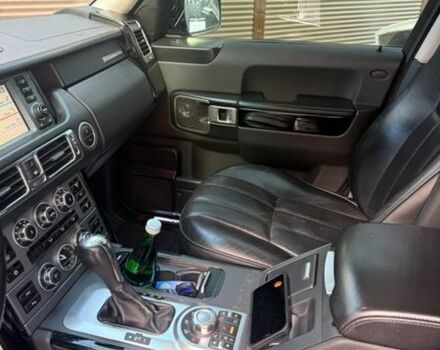 Черный Ленд Ровер Рендж Ровер, объемом двигателя 4.2 л и пробегом 230 тыс. км за 12000 $, фото 19 на Automoto.ua