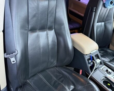 Чорний Ленд Ровер Рендж Ровер, об'ємом двигуна 4.2 л та пробігом 377 тис. км за 10500 $, фото 7 на Automoto.ua