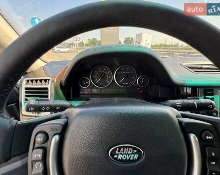 Черный Ленд Ровер Рендж Ровер, объемом двигателя 4.2 л и пробегом 254 тыс. км за 10900 $, фото 18 на Automoto.ua