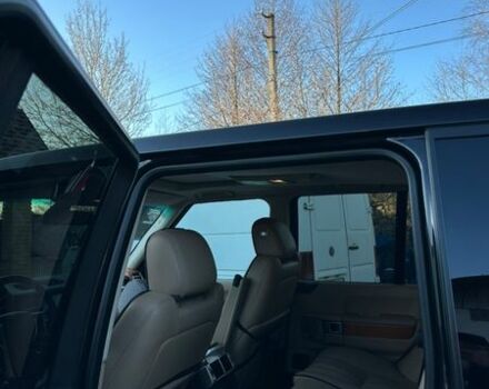 Черный Ленд Ровер Рендж Ровер, объемом двигателя 3.63 л и пробегом 306 тыс. км за 11000 $, фото 9 на Automoto.ua