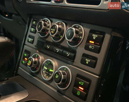 Чорний Ленд Ровер Рендж Ровер, об'ємом двигуна 4.2 л та пробігом 150 тис. км за 13700 $, фото 35 на Automoto.ua